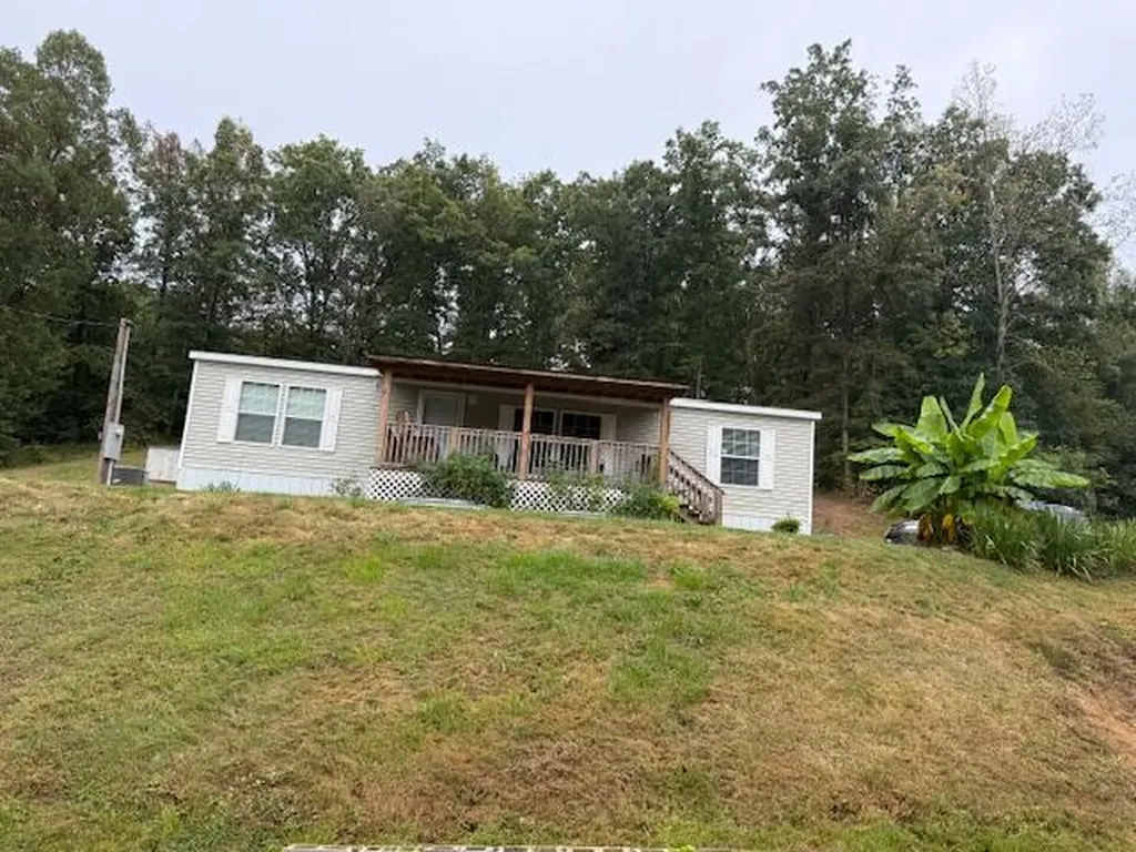 15709 Trace Road Rush KY 41168