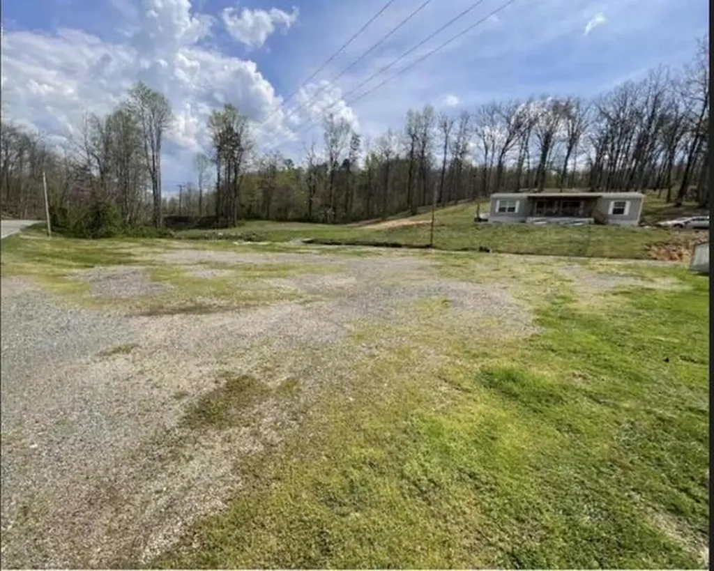 15709 Trace Road Rush KY 41168