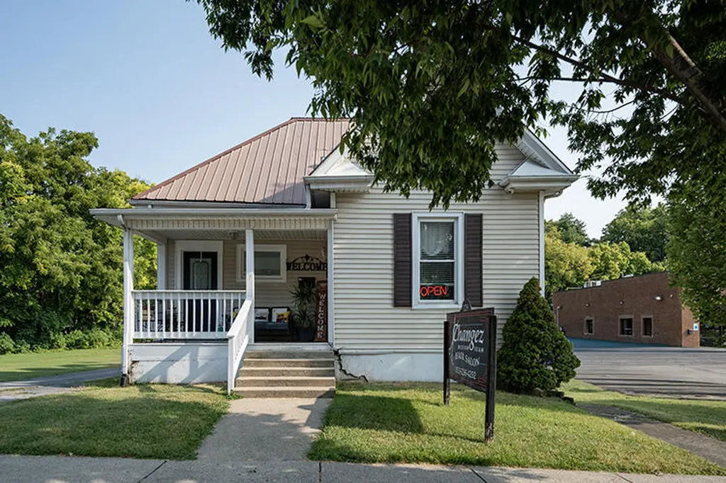 129 E Main Street Danville KY 40422