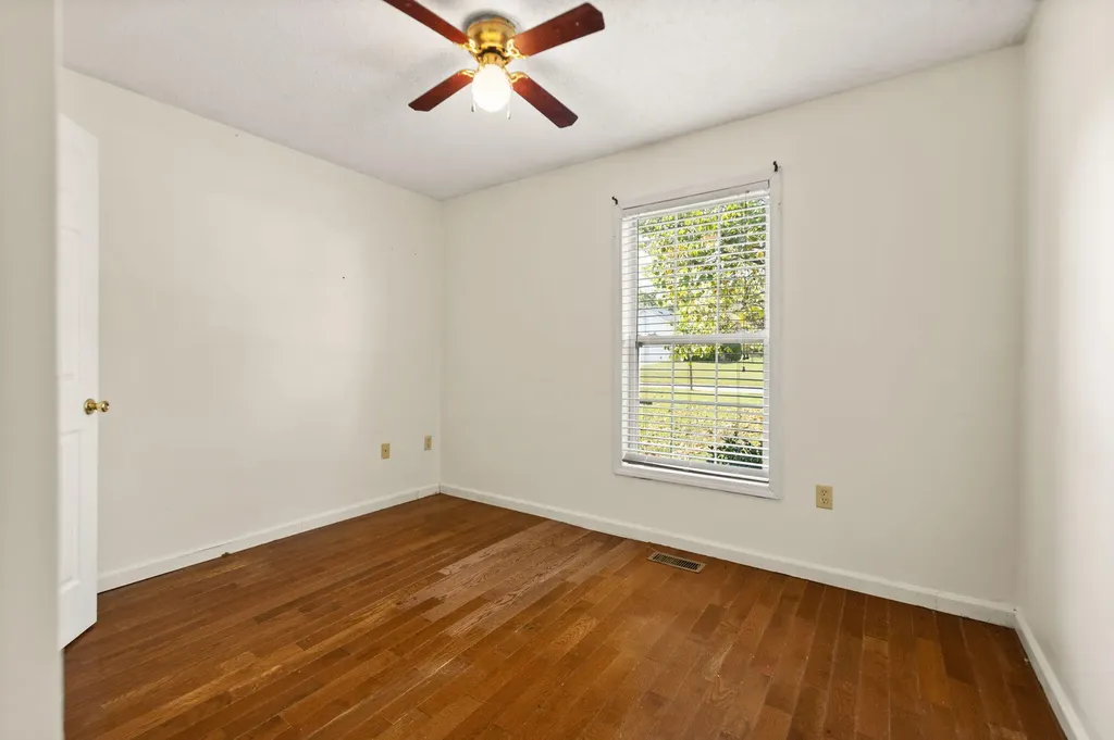 125 Ridgewood Drive Somerset KY 42503