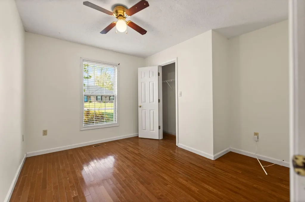 125 Ridgewood Drive Somerset KY 42503