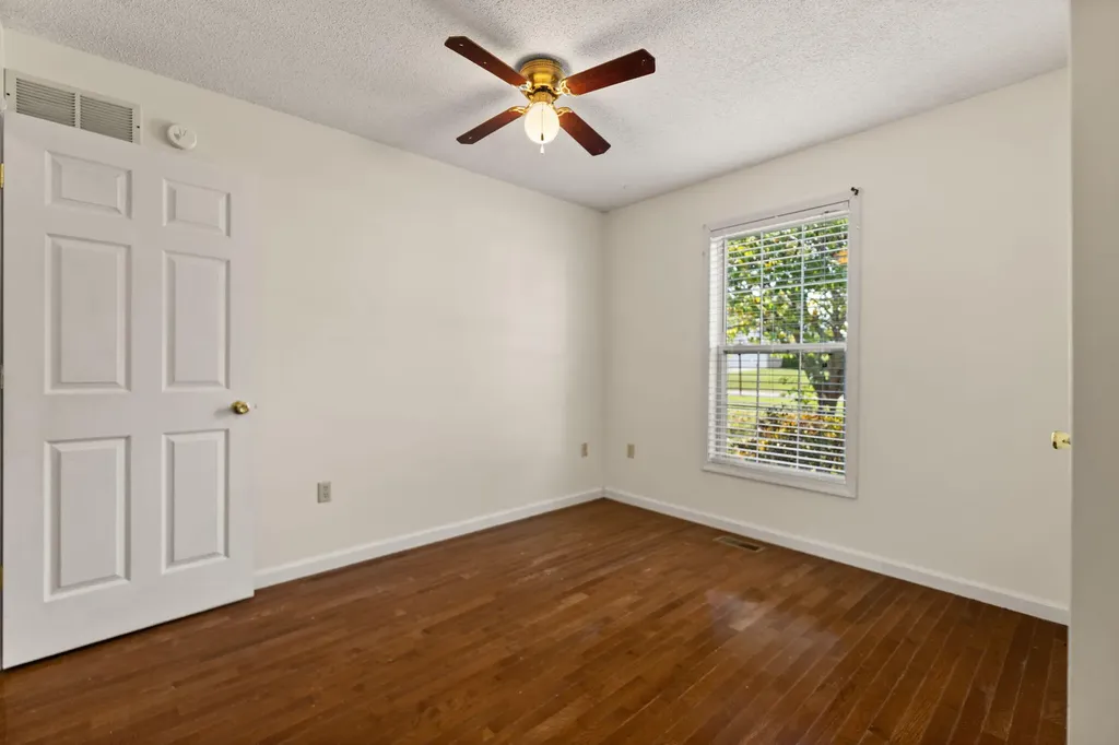 125 Ridgewood Drive Somerset KY 42503