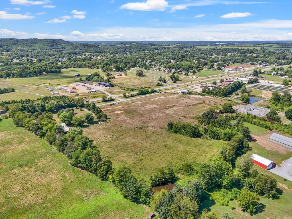 5188 Us-127 Junction City KY 40440
