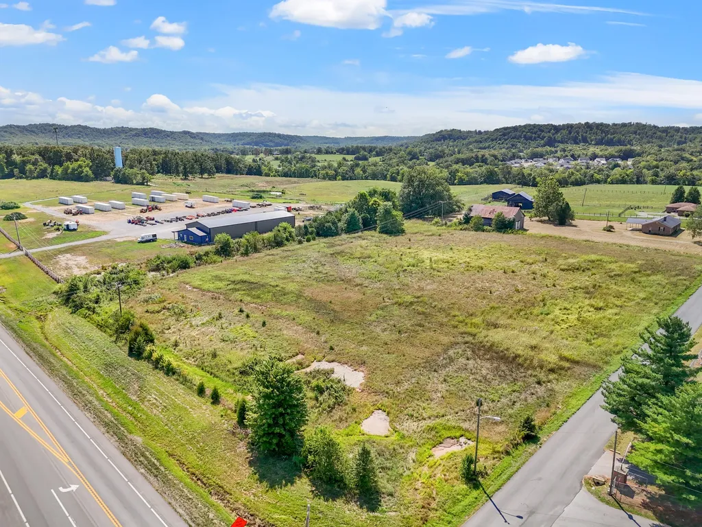 5188 Us-127 Junction City KY 40440