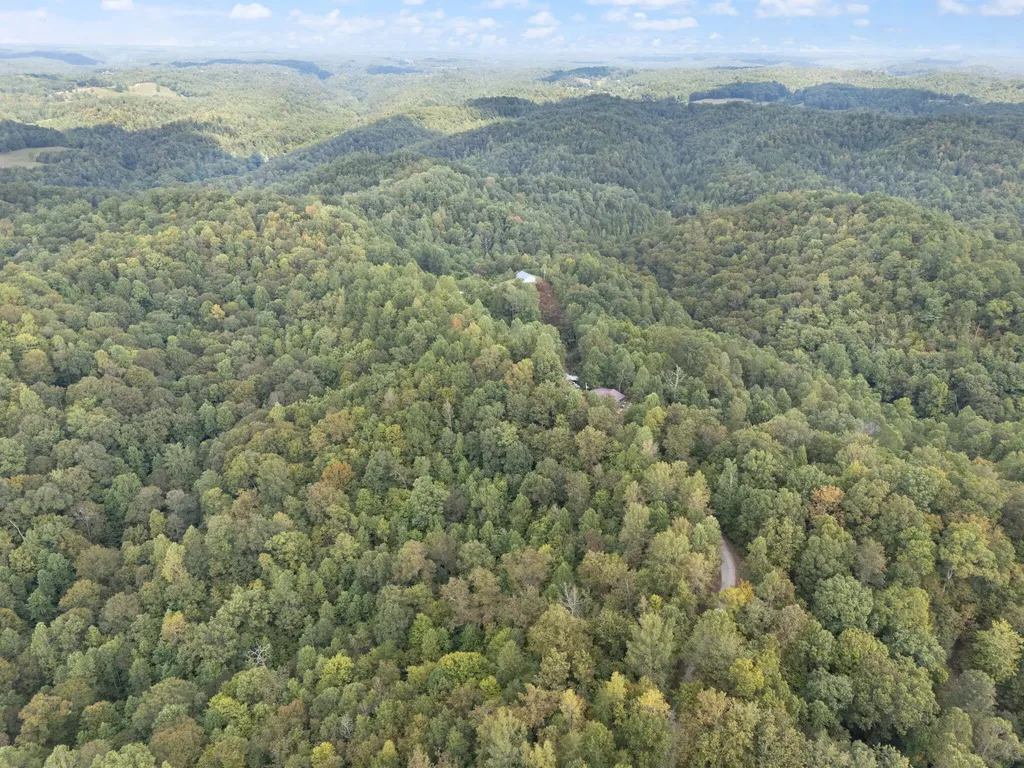510 Shelton Lane Beattyville KY 41311