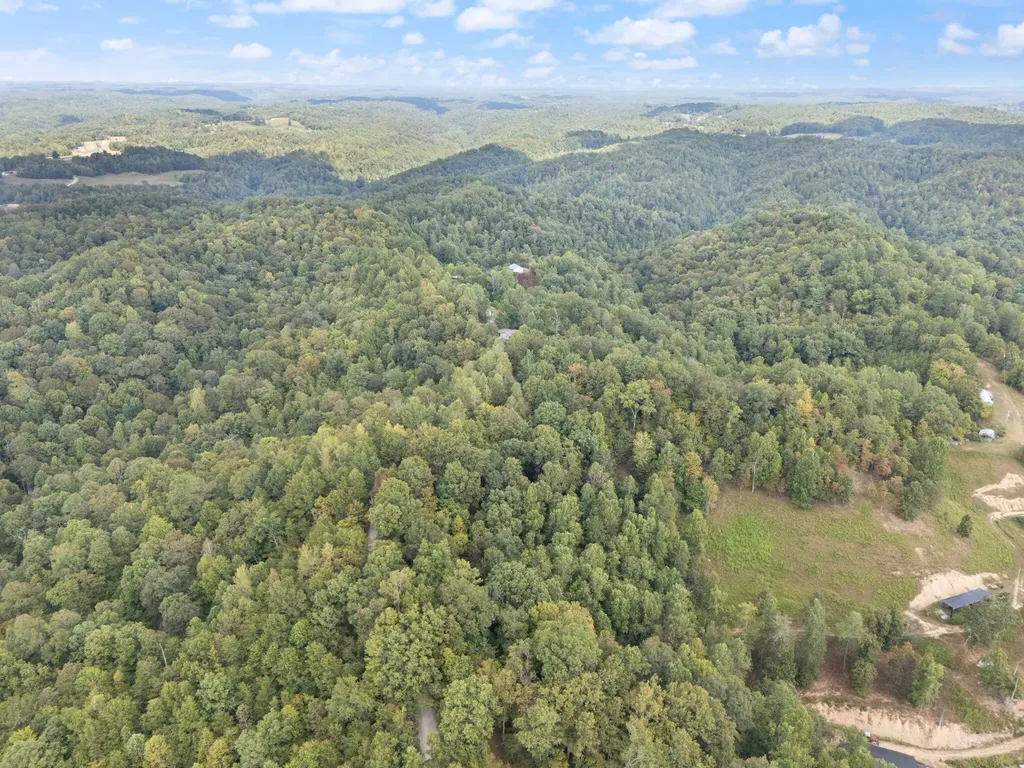 510 Shelton Lane Beattyville KY 41311