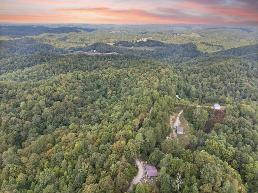 510 Shelton Lane Beattyville KY 41311