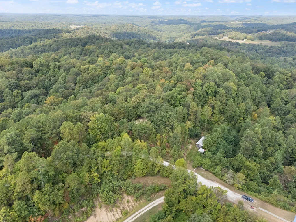 510 Shelton Lane Beattyville KY 41311
