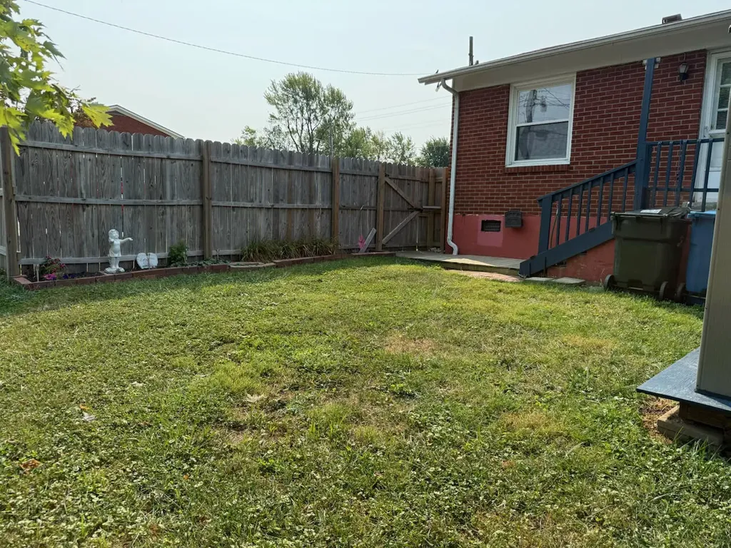 139 E Showalter Drive Georgetown KY 40324