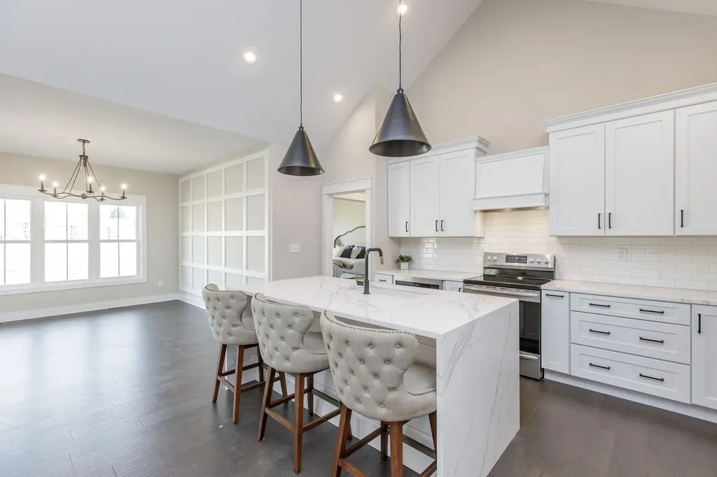 635 Lakeside Drive Lancaster KY 40444