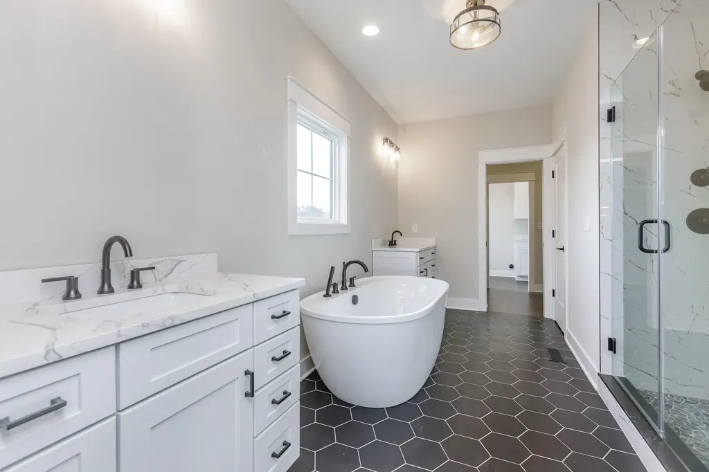 635 Lakeside Drive Lancaster KY 40444