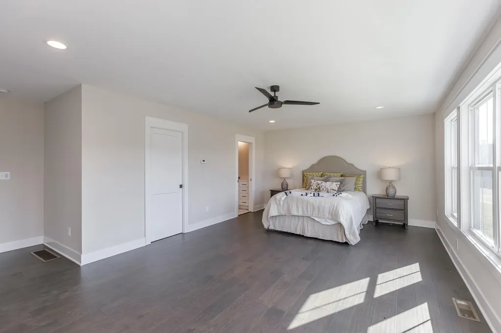 635 Lakeside Drive Lancaster KY 40444