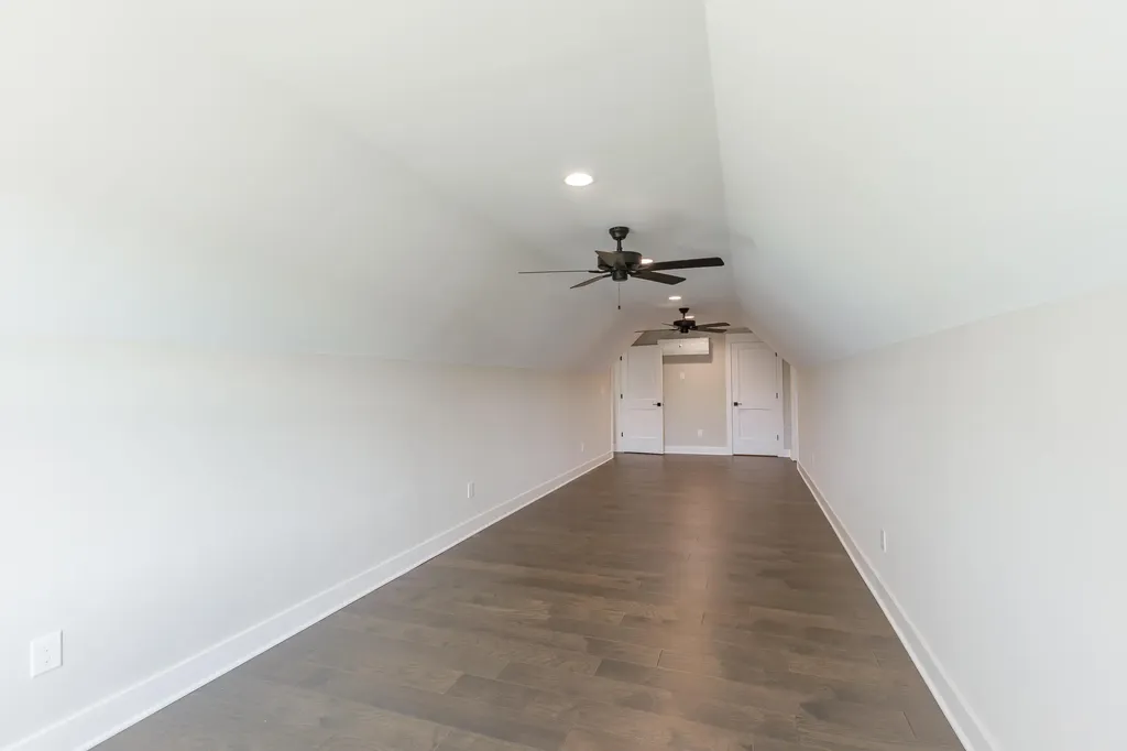 635 Lakeside Drive Lancaster KY 40444