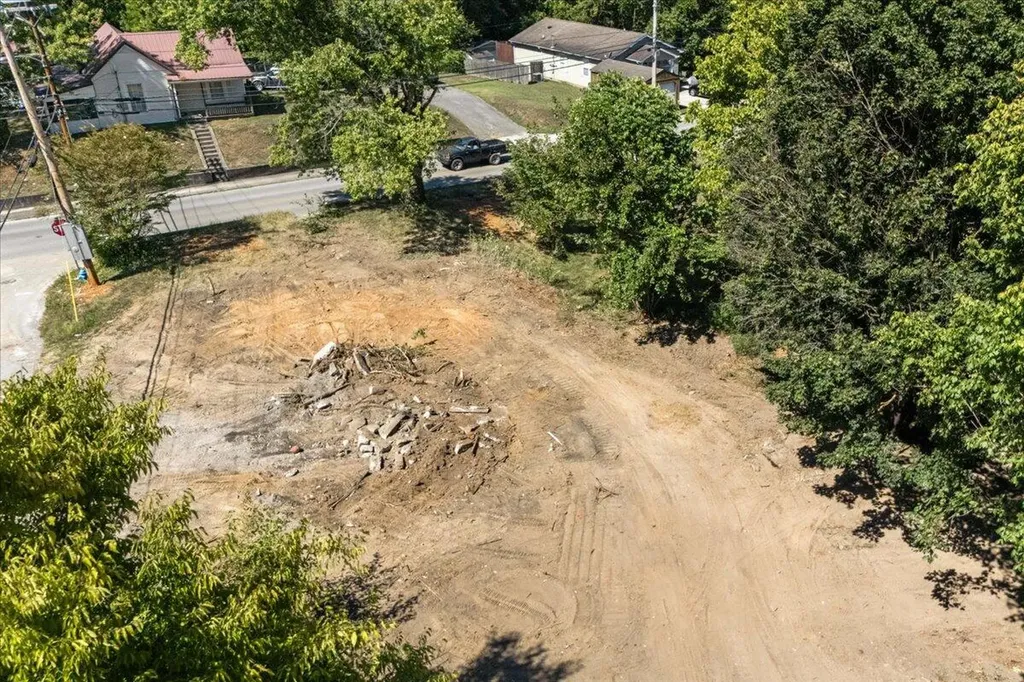 134 Jacksboro Street Somerset KY 42501