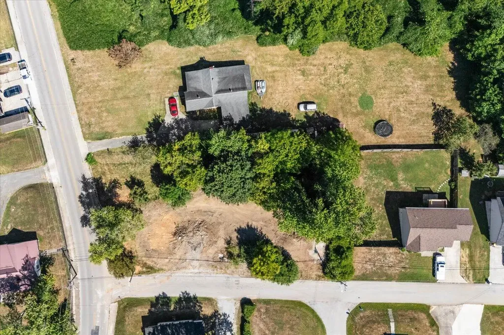 134 Jacksboro Street Somerset KY 42501