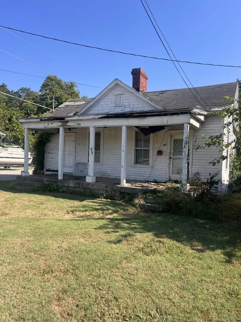 726 Benson Avenue Frankfort KY 40601