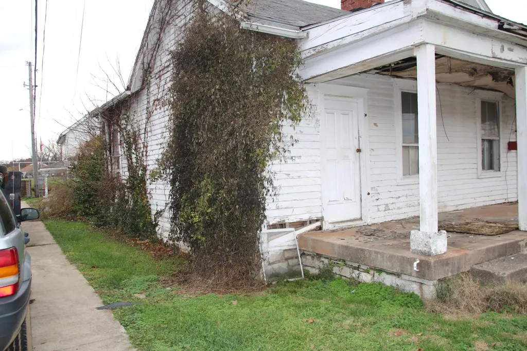 726 Benson Avenue Frankfort KY 40601