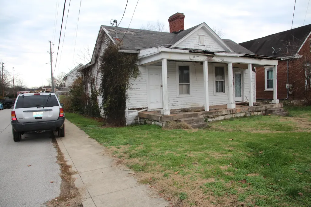 726 Benson Avenue Frankfort KY 40601
