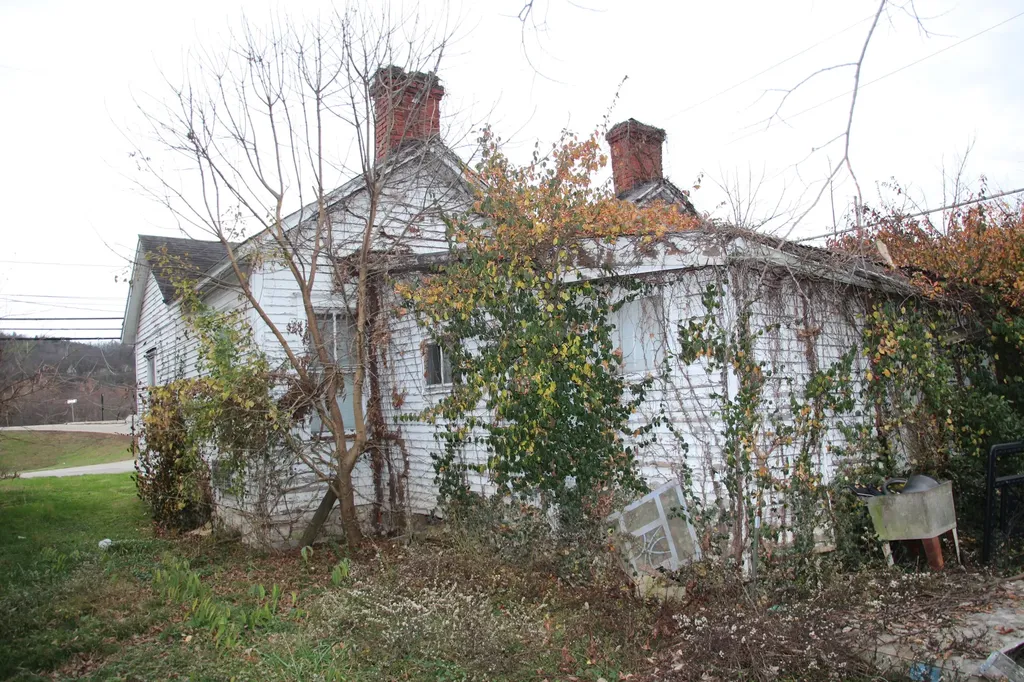 726 Benson Avenue Frankfort KY 40601