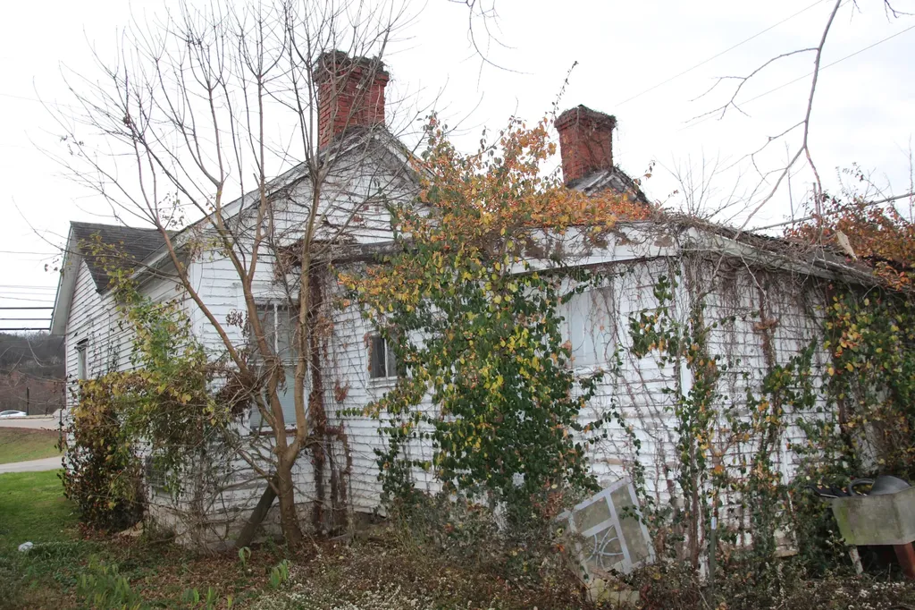 726 Benson Avenue Frankfort KY 40601