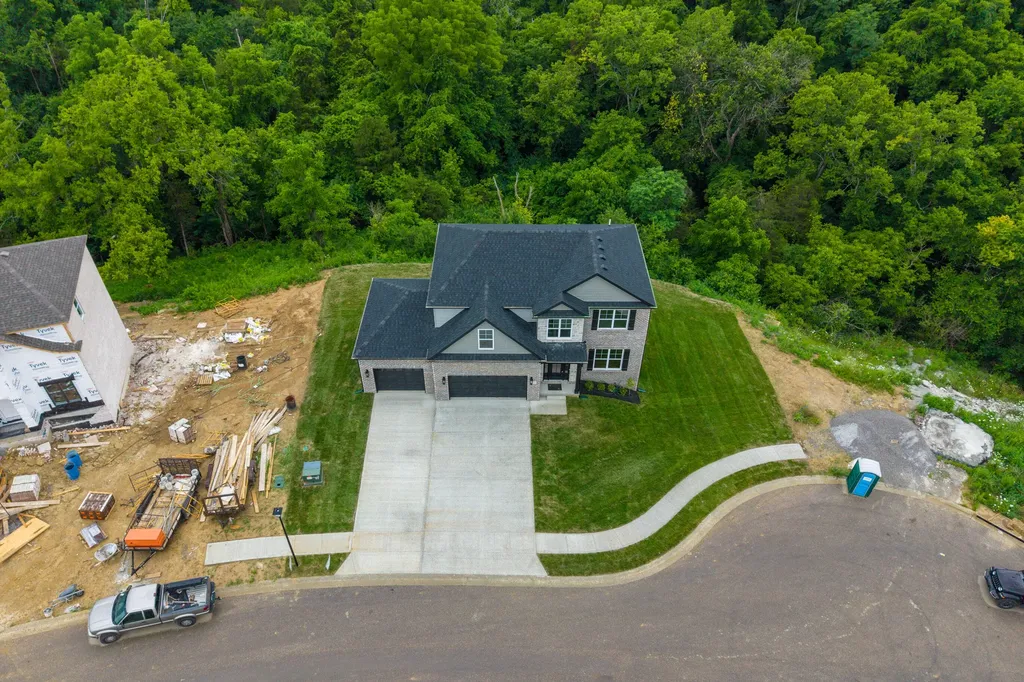 137 Ivy Creek Drive Richmond KY 40475