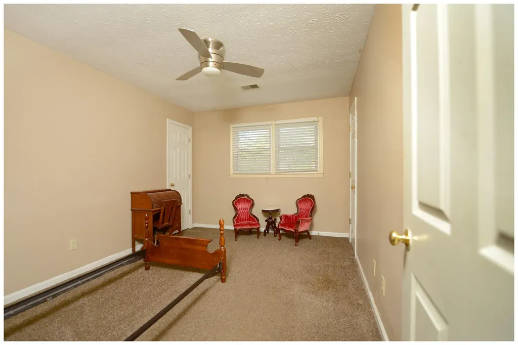 816 Isaac Shelby Circle Frankfort KY 40601