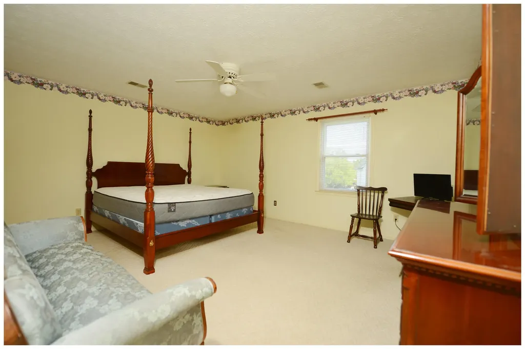 816 Isaac Shelby Circle Frankfort KY 40601