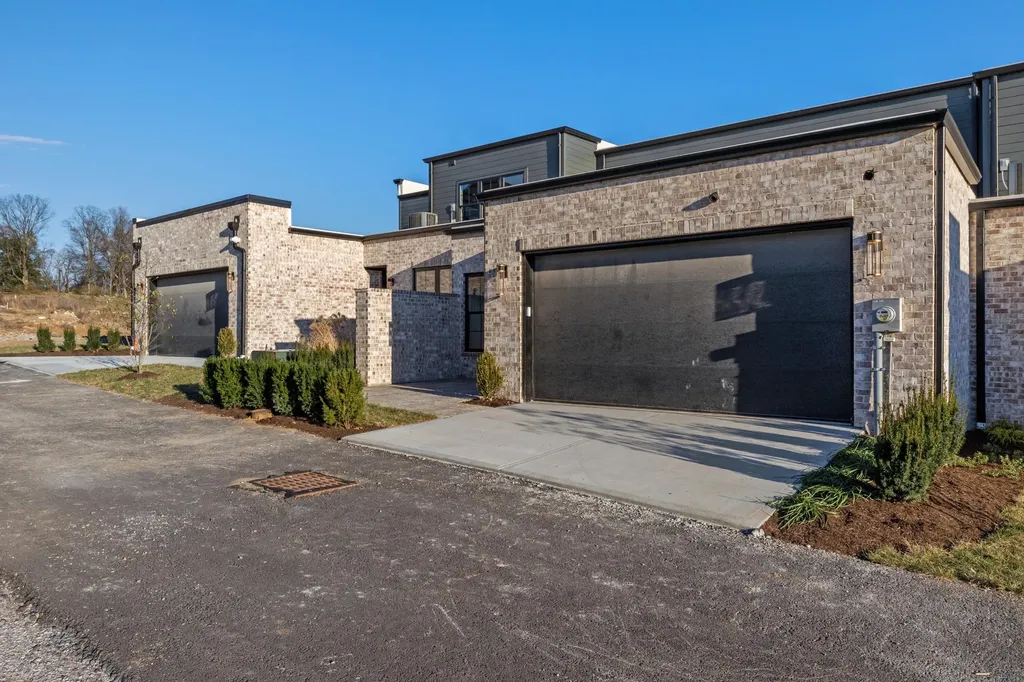 4165 Cocos Way Lexington KY 40513