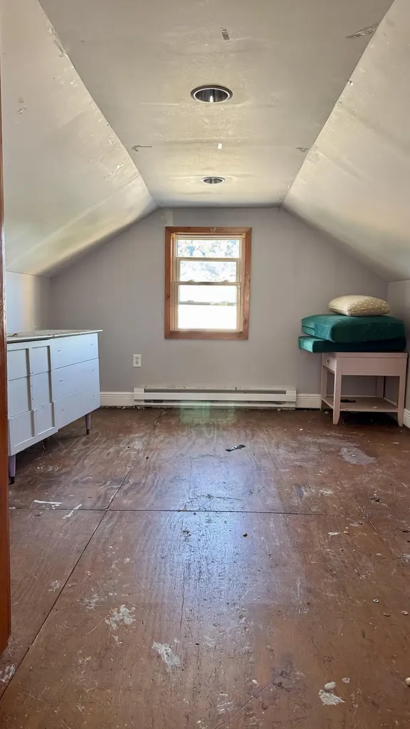 175 E Third Avenue South Shore KY 41175
