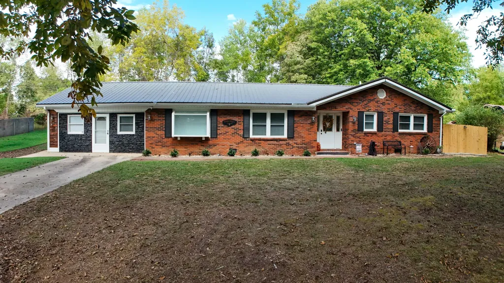3918 Hickory Hill Drive Somerset KY 42503