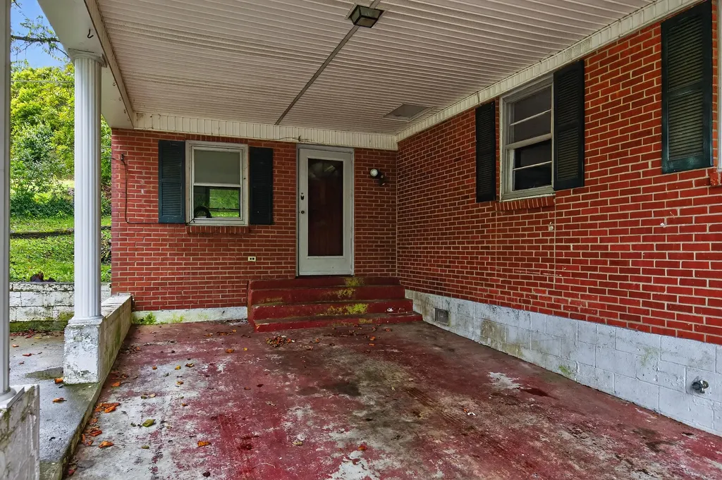 1465 Chenault Bridge Road Lancaster KY 40444