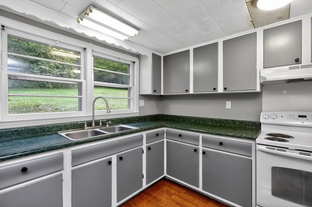 1465 Chenault Bridge Road Lancaster KY 40444