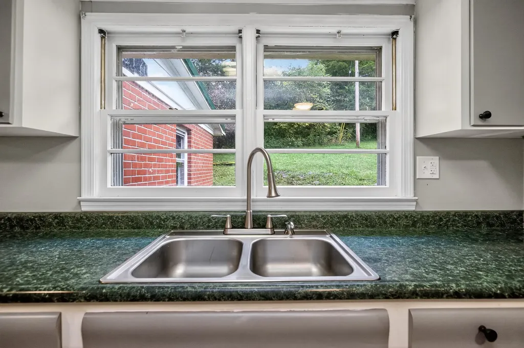 1465 Chenault Bridge Road Lancaster KY 40444