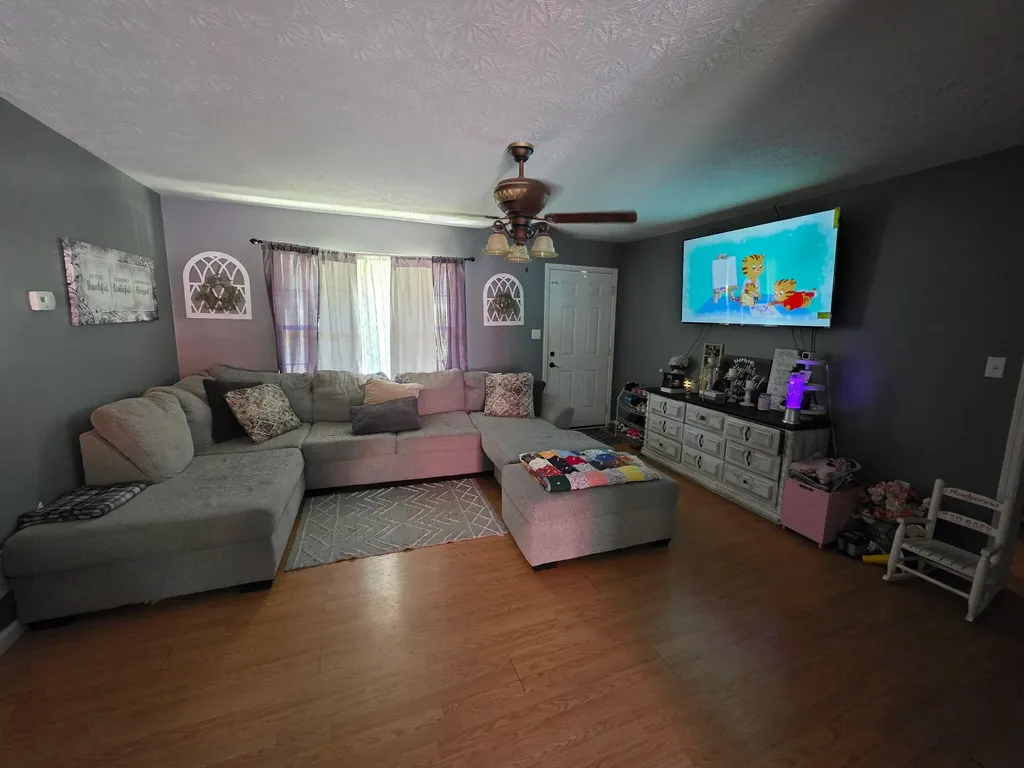 137 Maple Lick Subdivision Road Booneville KY 41314