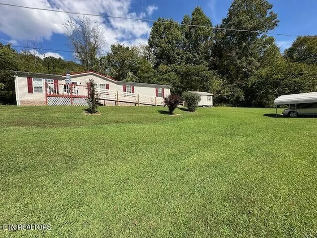 63 Powell Howard Lane Hulen KY 40845