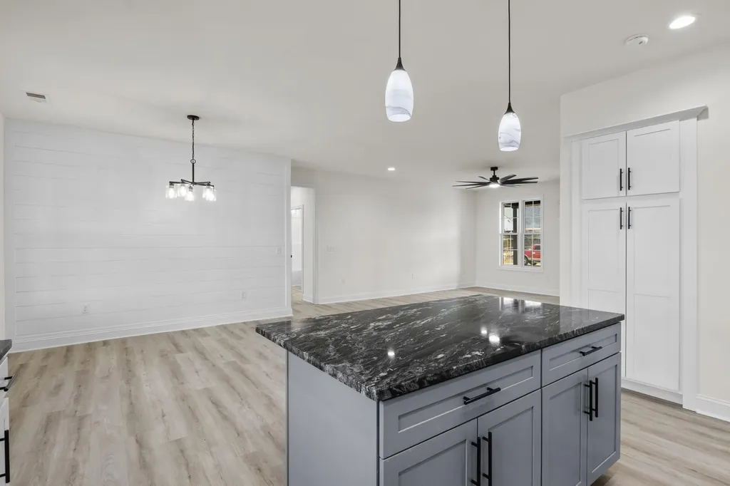 330 Mohegan Trail Richmond KY 40475