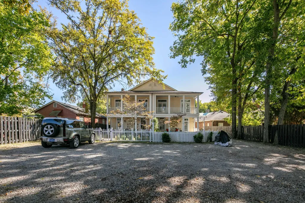 331 S Mill Street Lexington KY 40508