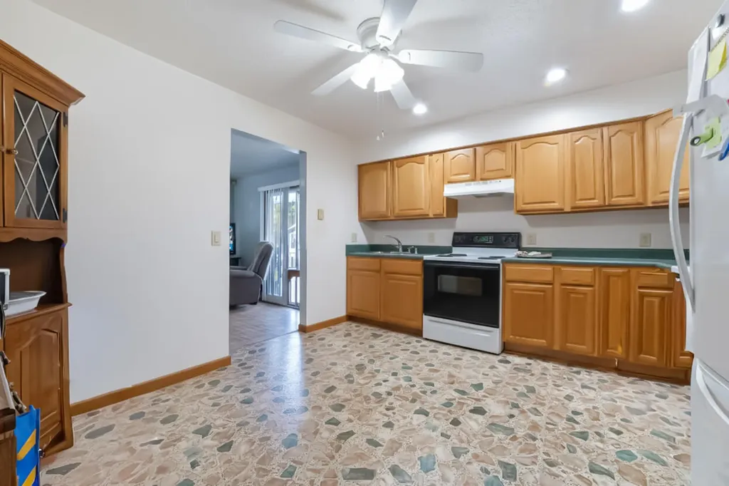 342 Ward Avenue Prestonsburg KY 41653