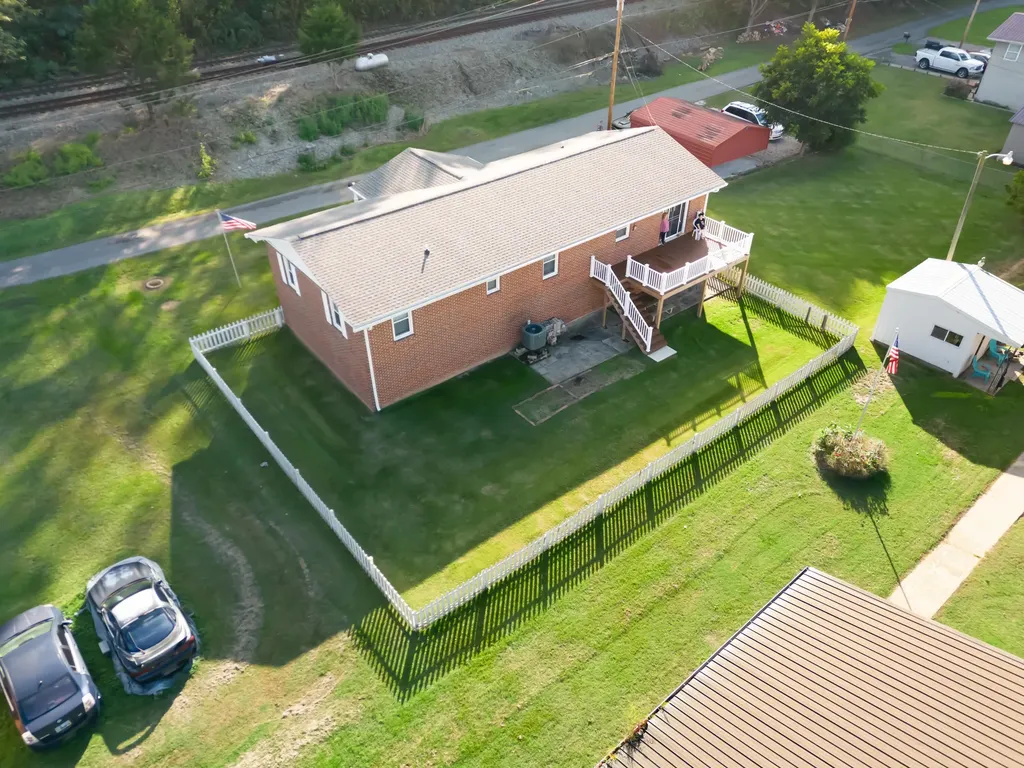 342 Ward Avenue Prestonsburg KY 41653