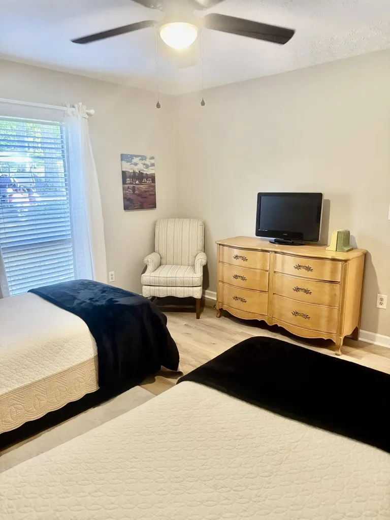 25-4 Woodson Bend Resort Bronston KY 42518