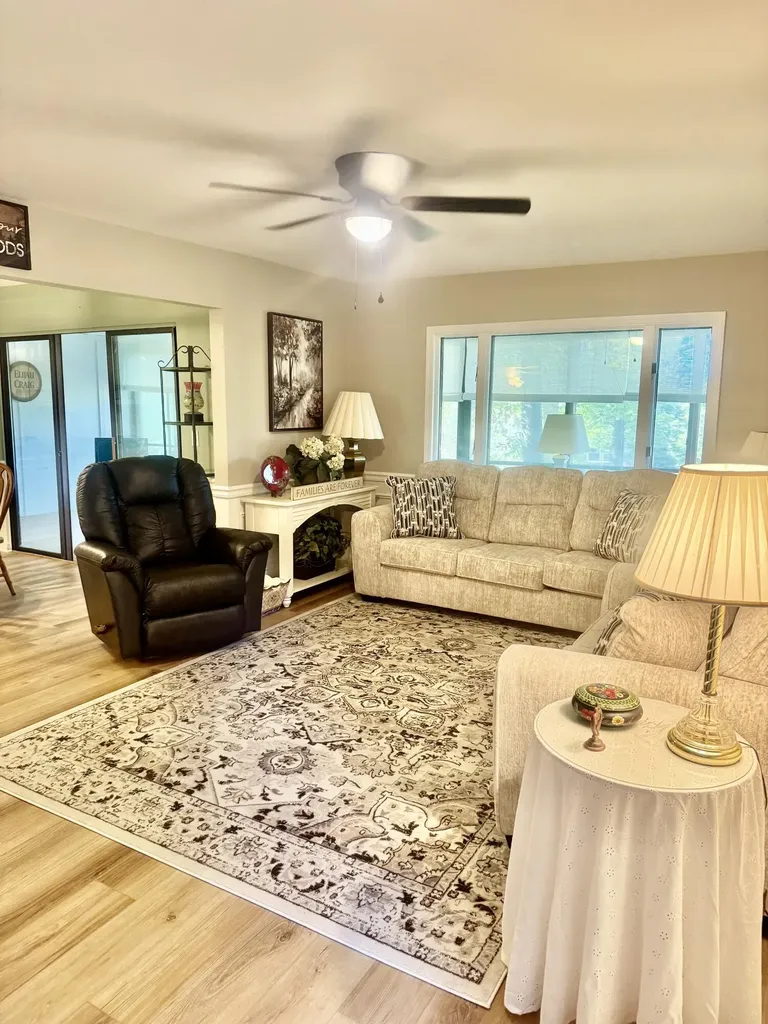 25-4 Woodson Bend Resort Bronston KY 42518