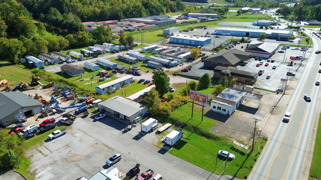 1415 Cumberland Falls Highway Corbin KY 40701