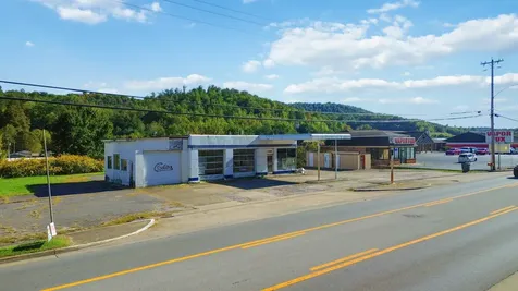 1415 Cumberland Falls Highway Corbin KY 40701