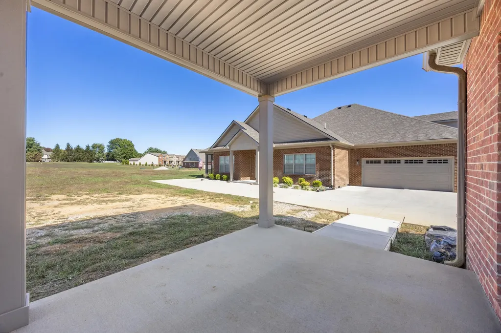 56 Lakin Lane Mt Sterling KY 40353