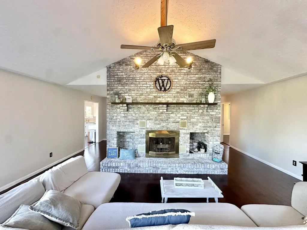607 Old Lock 21 Road Monticello KY 42633