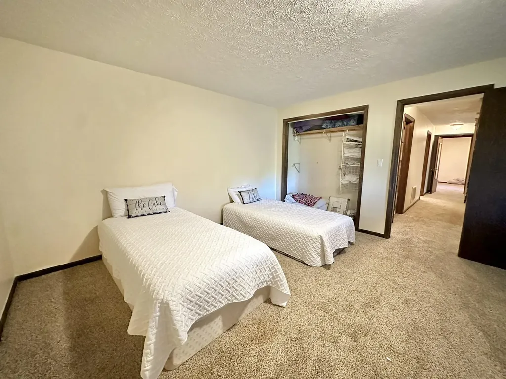 607 Old Lock 21 Road Monticello KY 42633