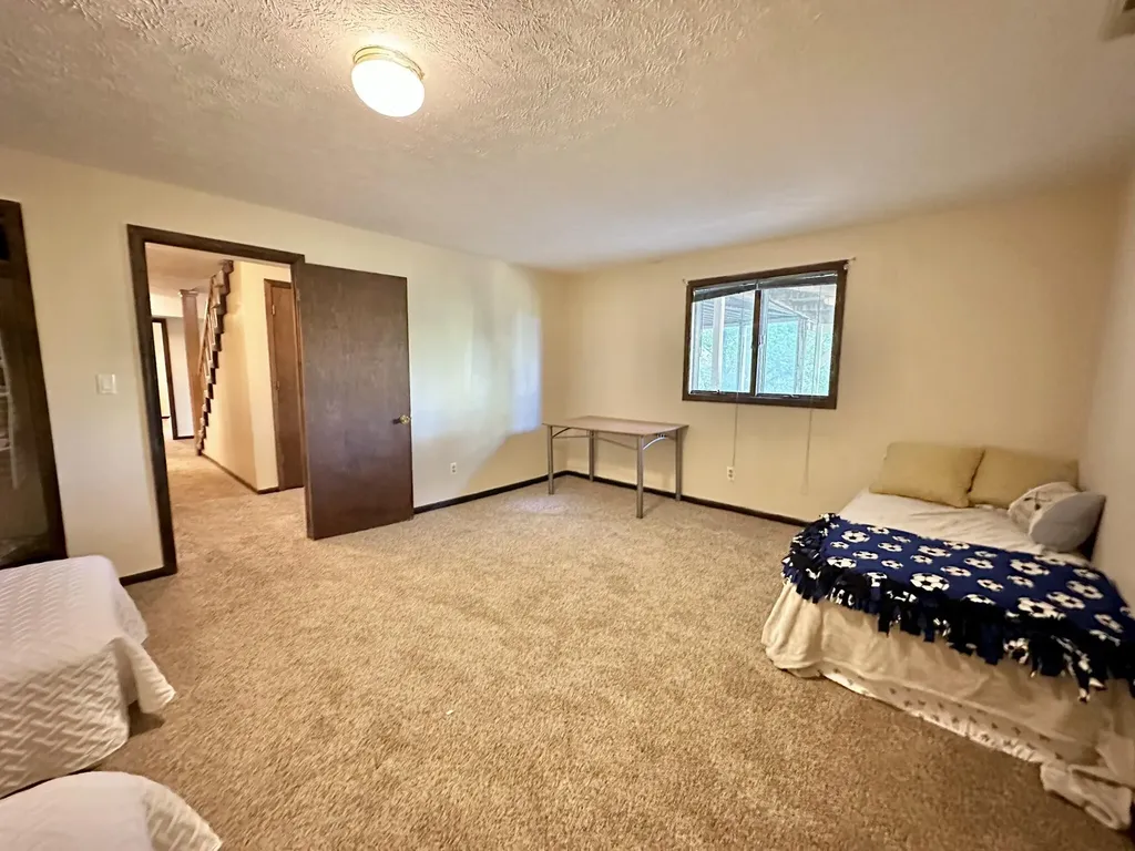 607 Old Lock 21 Road Monticello KY 42633