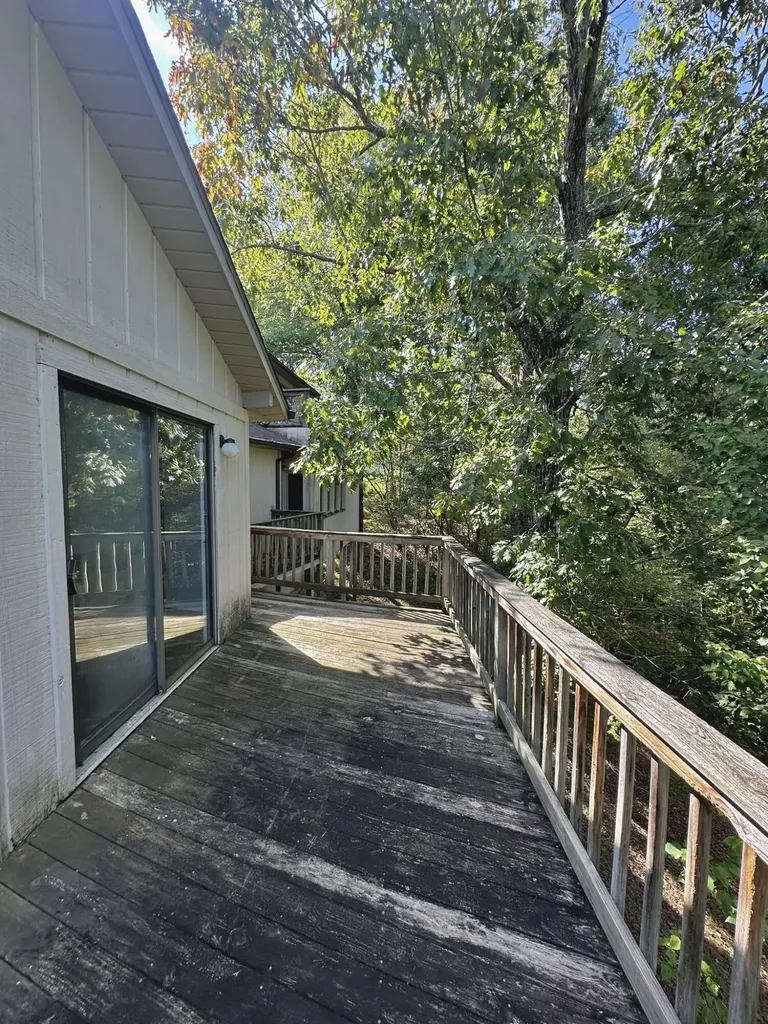 607 Old Lock 21 Road Monticello KY 42633