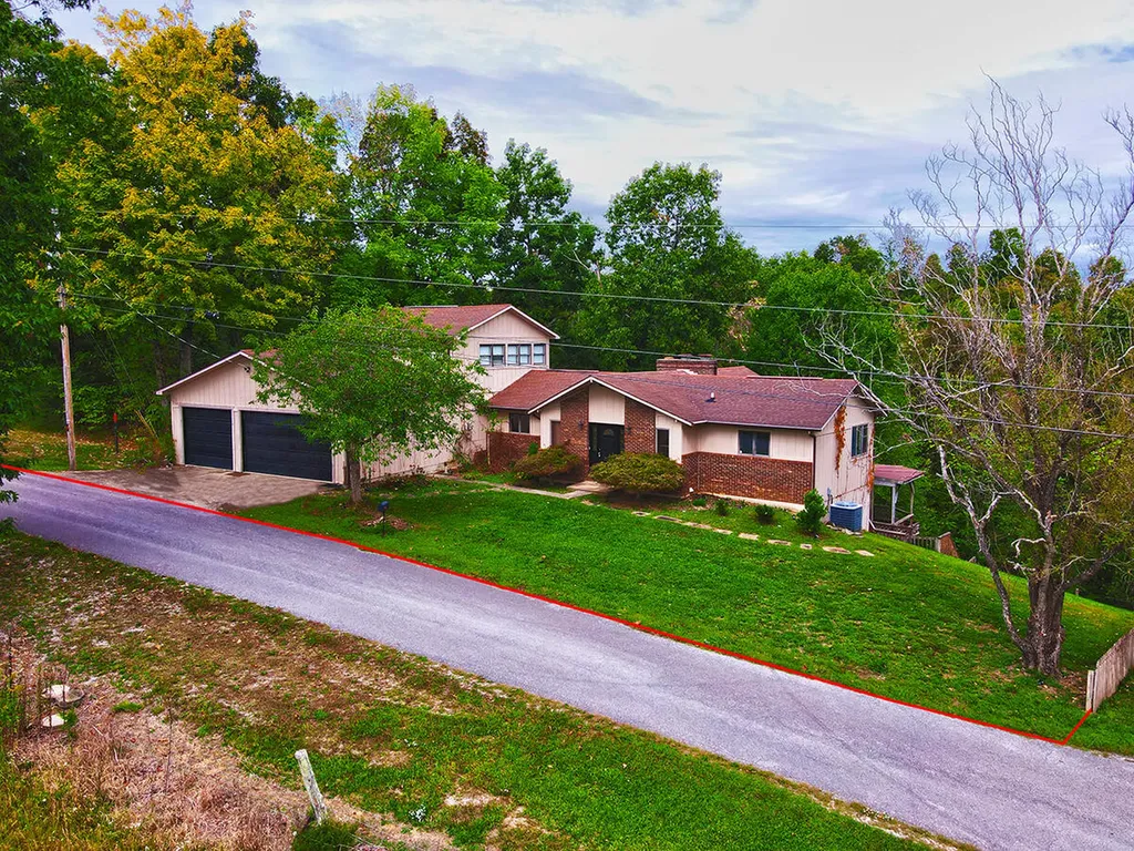 607 Old Lock 21 Road Monticello KY 42633