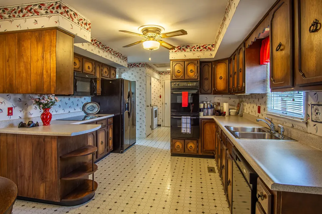 710 Adams Street Corbin KY 40701